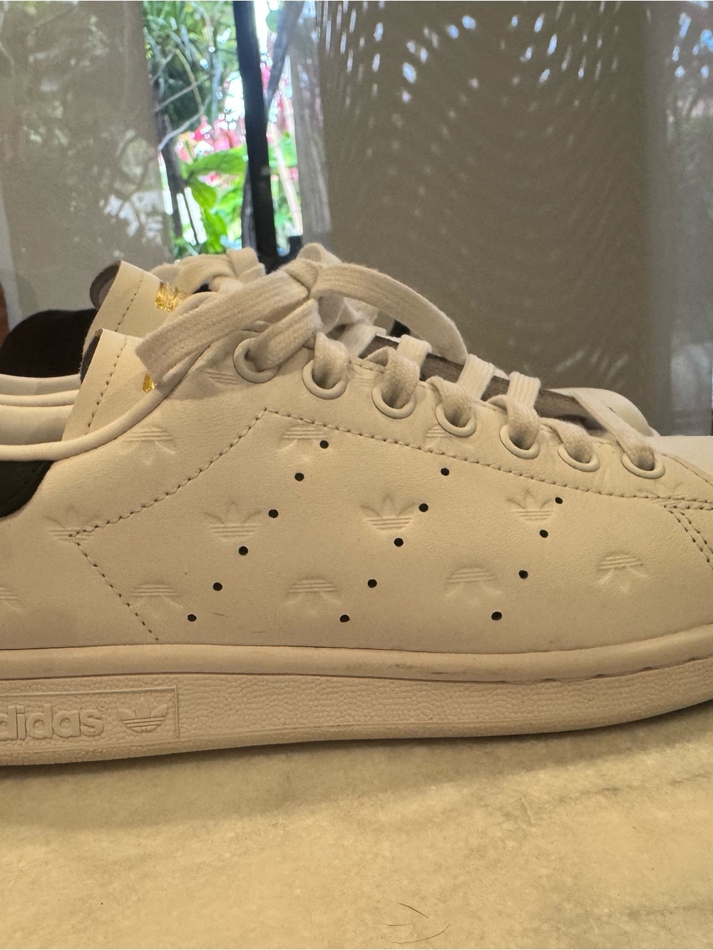 Adidas Stan Smith White Leather Sneakers Black Heel Tab - size 7 - Picture 3 of 9